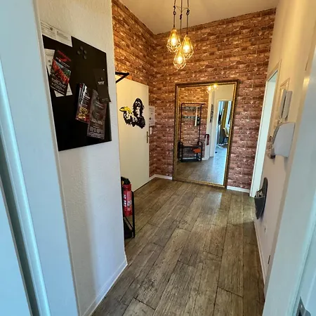 Design I - 35qm Grenze Altstadt Park Apartment *
